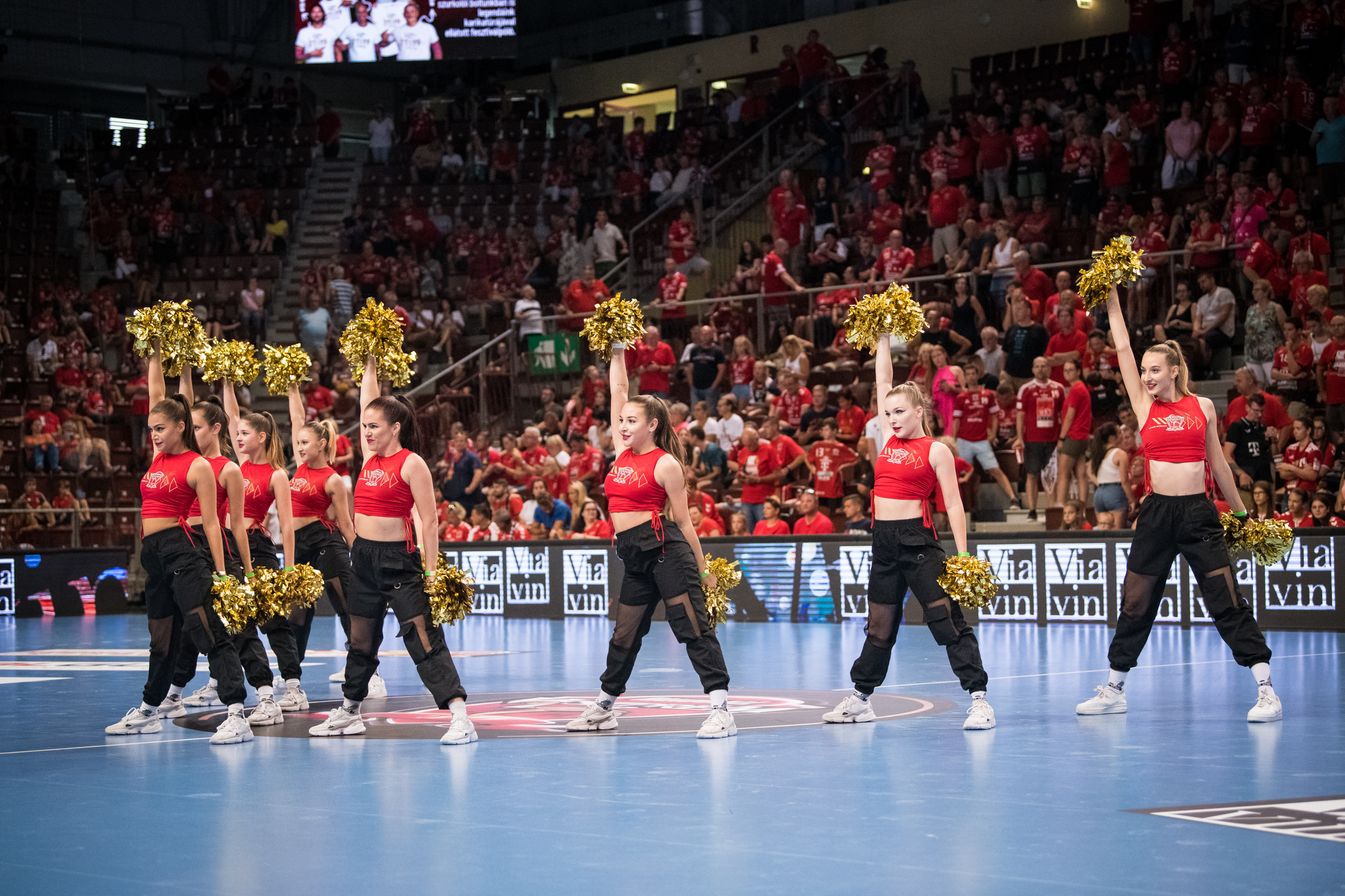 Veszprém Handball félidős show